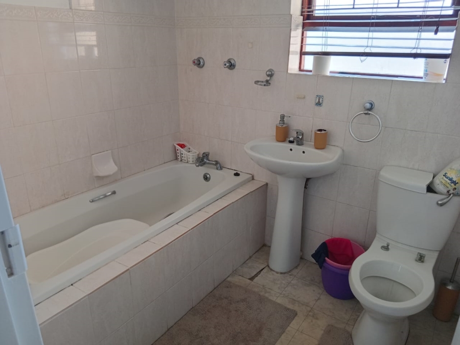 3 Bedroom Property for Sale in Bluewater Bay Eastern Cape